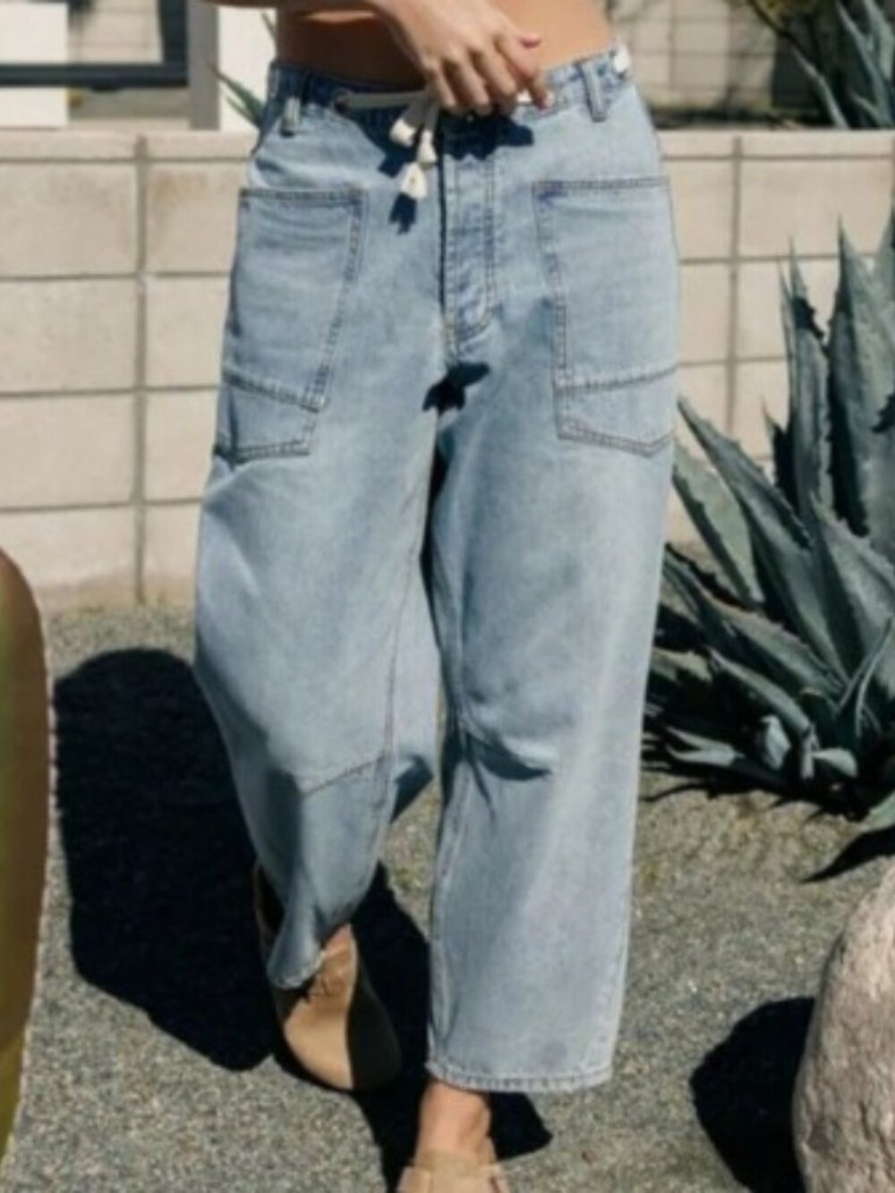 Cali 1850 Barrel Jeans Womens Lightwash Blue Chunky Grommet Belted Waist 3/26